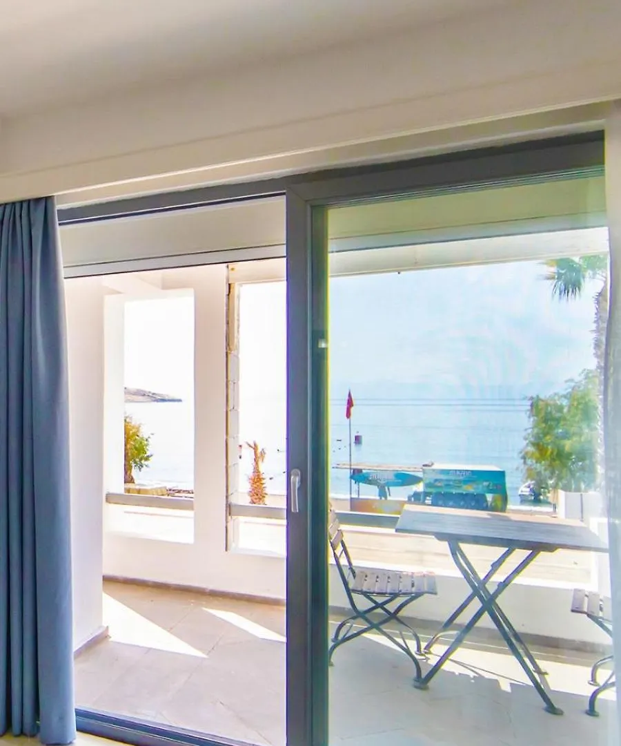Kefi Beach&Suites Ortakent 3*,